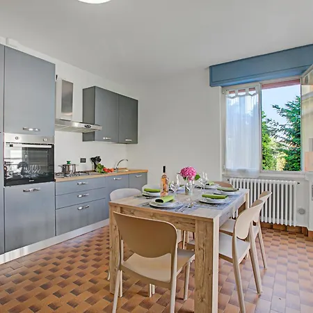 Diana & Family House - Happy Apartament